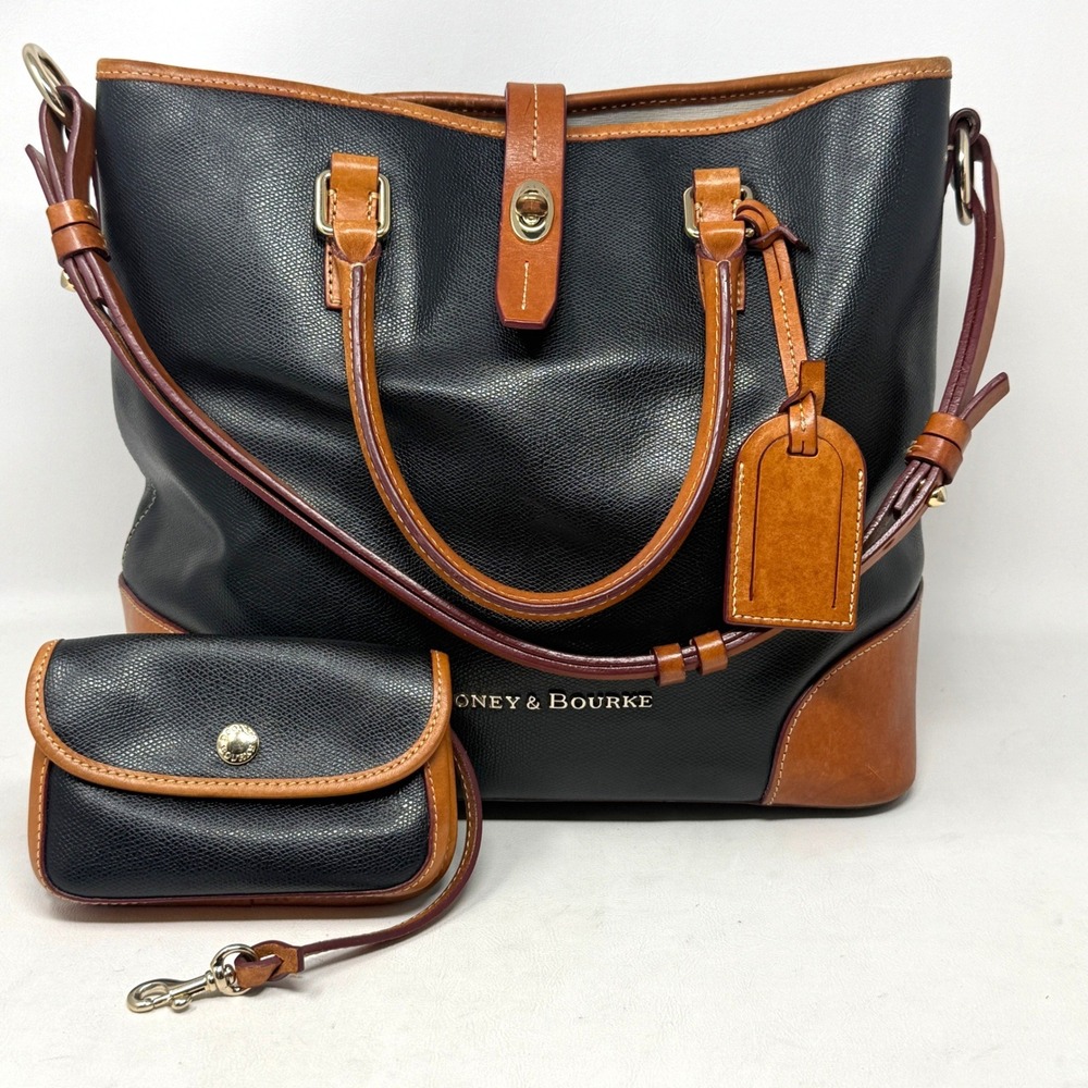 Dooney & Bourke Claremont Dover Black Tan Tote Accessory Pouch Shoulder Preppy